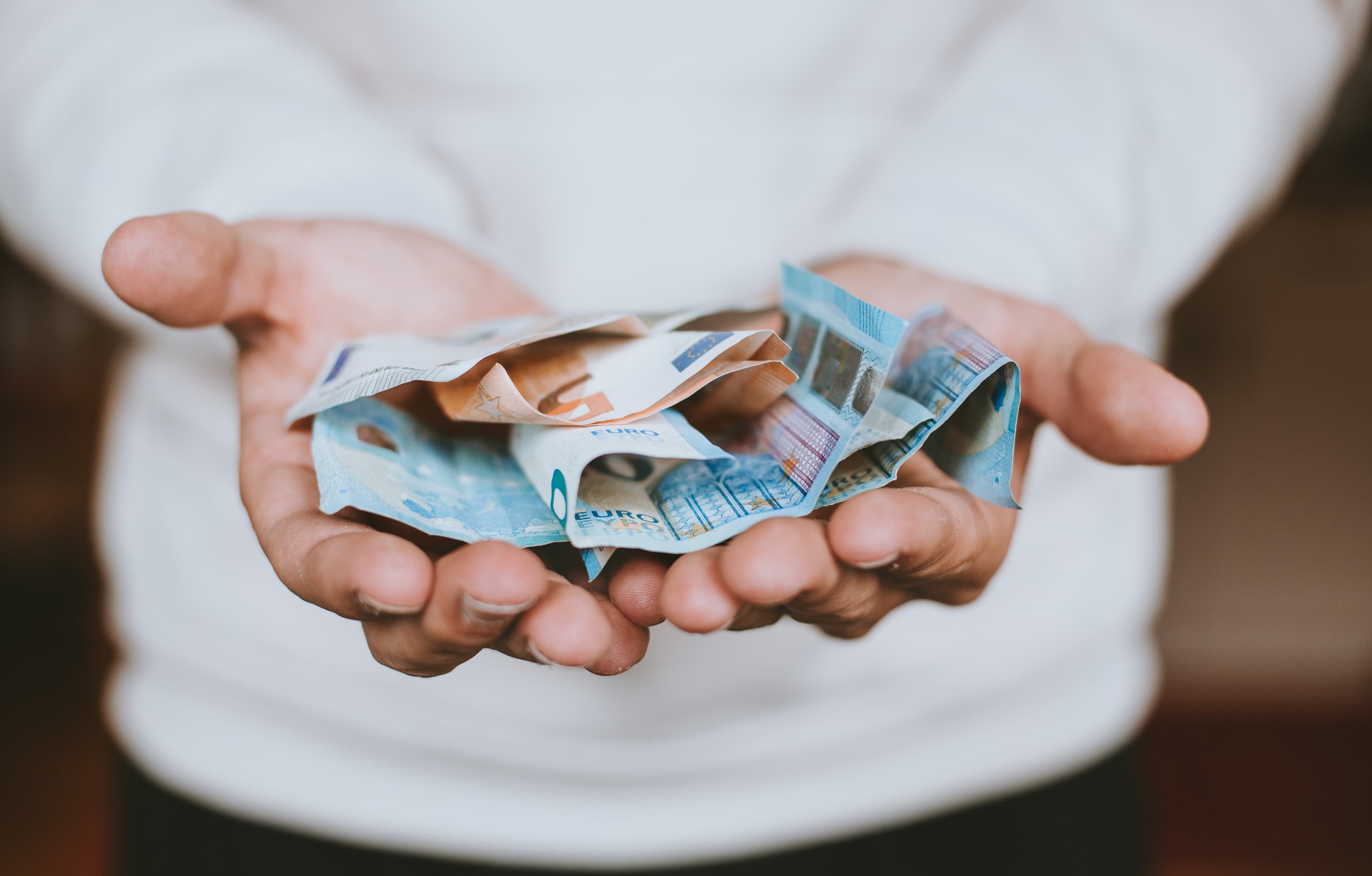 Finta's Ultimate Guide To Fundraising